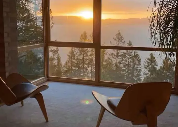 Luxury Private House With Amazing View!